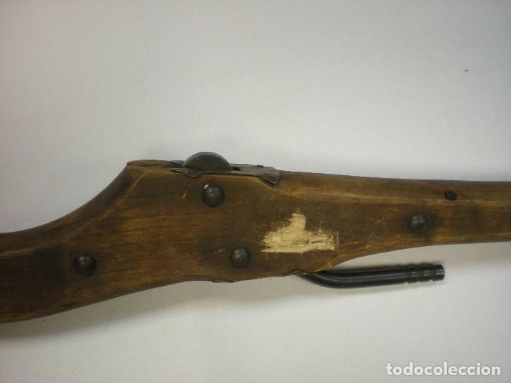Antig&uuml;edades: BALLESTA INCOMPLETA L52CM - Foto 3