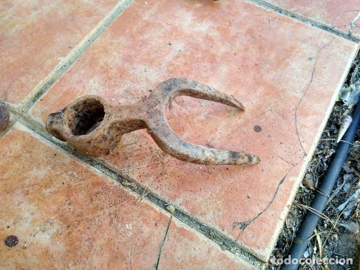 Antig&uuml;edades: AZADA DOS PICOS CACO - Foto 2