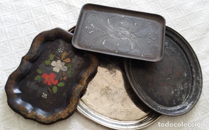 Antig&uuml;edades: Cuatro (4) antiguas bandejas - Foto 1