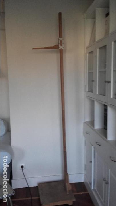 Antig&uuml;edades: Tall&iacute;metro para medir mozos - Foto 1
