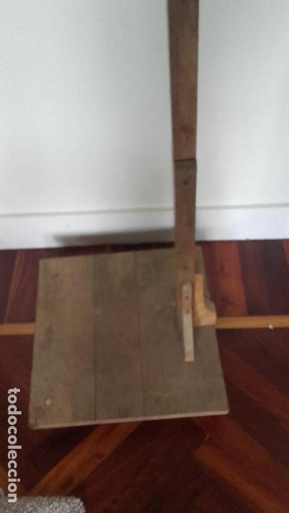 Antig&uuml;edades: Tall&iacute;metro para medir mozos - Foto 5