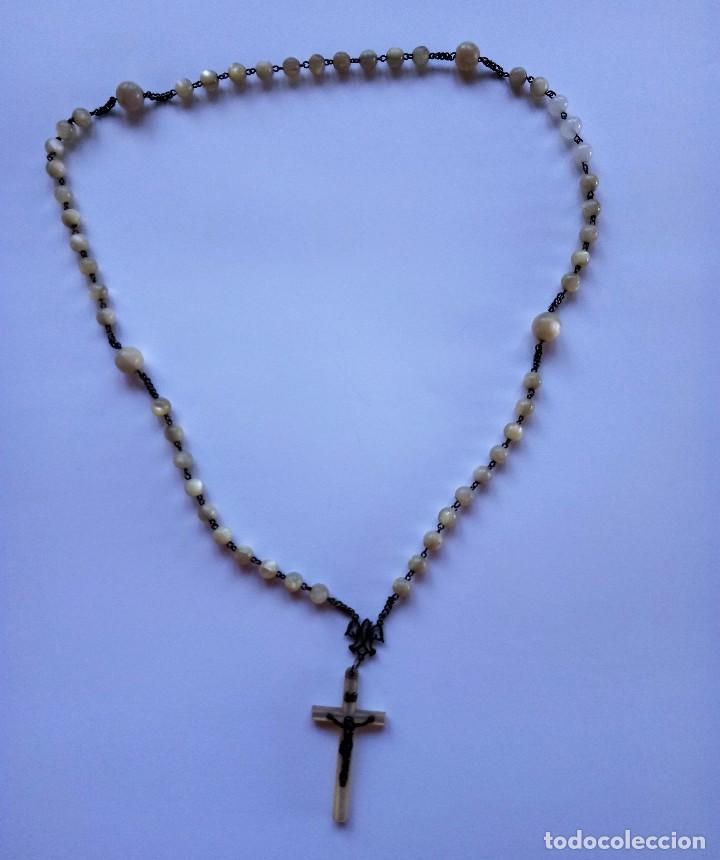 Antig&uuml;edades: Rosario de nacar y plata - Foto 1