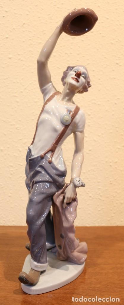 Antig&uuml;edades: Payaso saludando (Figura de LLadr&oacute;) - Foto 1
