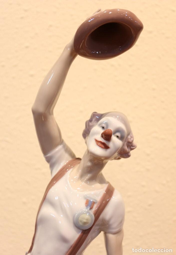 Antig&uuml;edades: Payaso saludando (Figura de LLadr&oacute;) - Foto 2