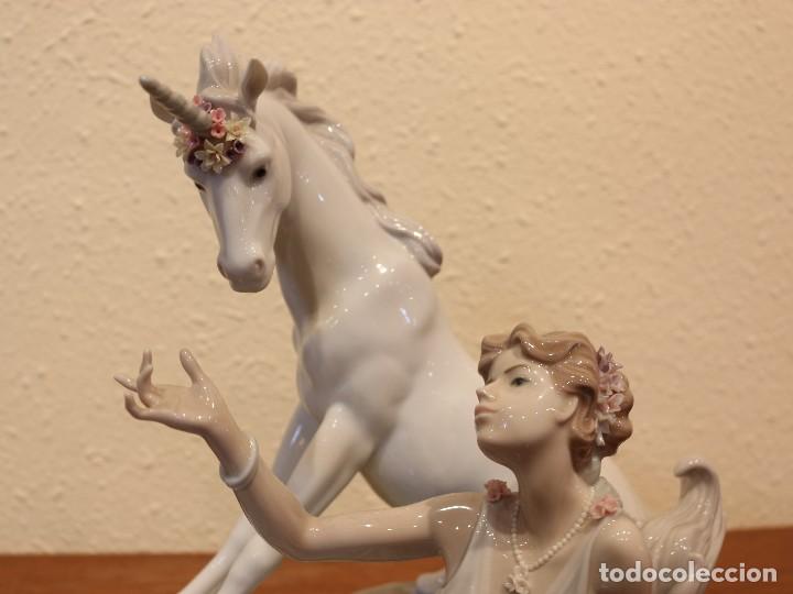 Antig&uuml;edades: Unicornio y Dama (Figura de Lladr&oacute;) - Foto 2