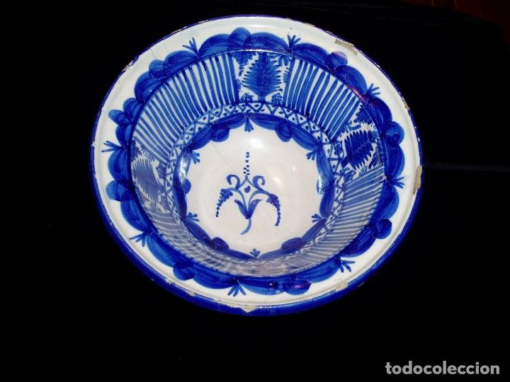Antig&uuml;edades: Loza de Talavera Ppios. S. XIX - Foto 1