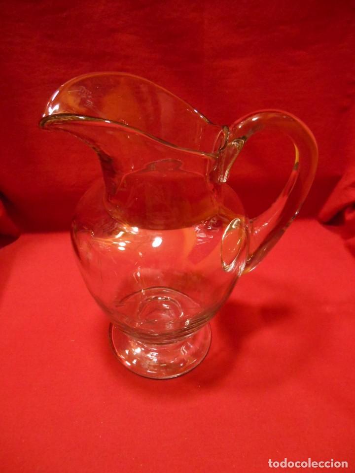 Antig&uuml;edades: IMPECABLE JARRA DE AGUA DE CRISTAL GRABADA A LA RUEDA - Foto 1