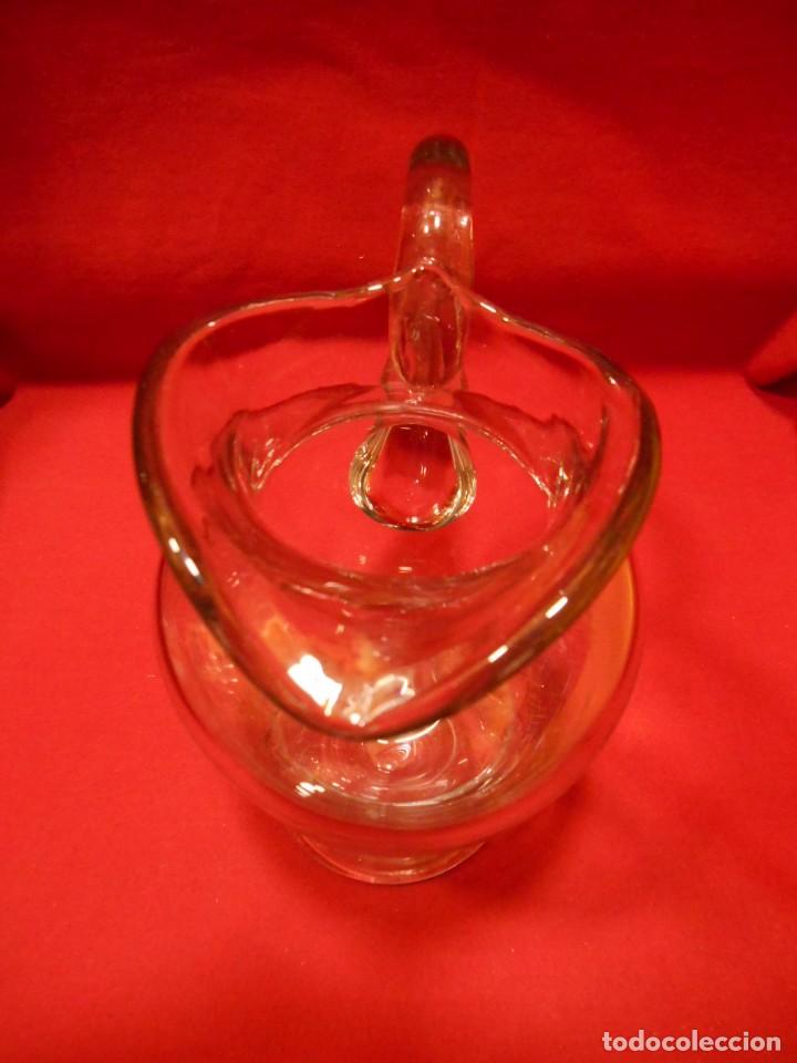 Antig&uuml;edades: IMPECABLE JARRA DE AGUA DE CRISTAL GRABADA A LA RUEDA - Foto 4