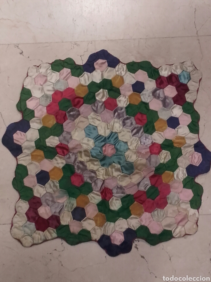 Antig&uuml;edades: PEQUE&Ntilde;O PATCHWORK ANTIGUO, MIDE 46 X 46 CM - Foto 1