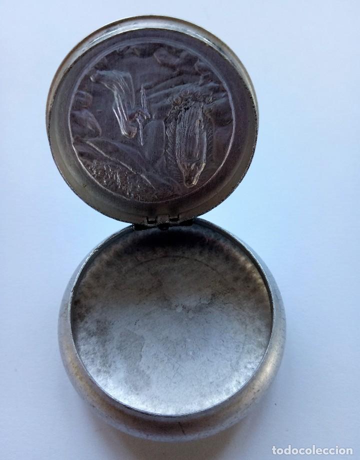 Antig&uuml;edades: Cajita de 1932 - Foto 2