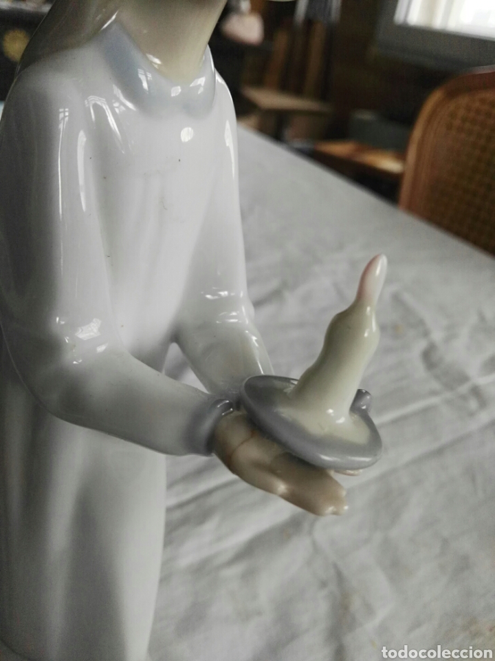 Antig&uuml;edades: Figura lladro ni&ntilde;a con espelmatorio - Foto 8