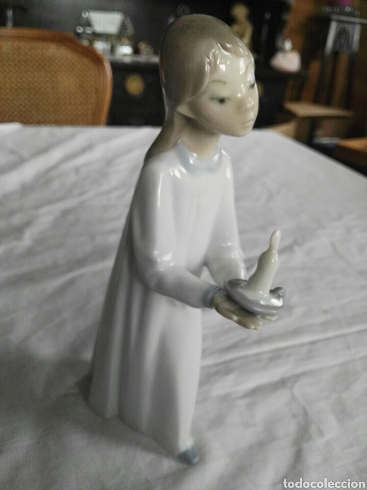 Antig&uuml;edades: Figura lladro ni&ntilde;a con espelmatorio - Foto 9