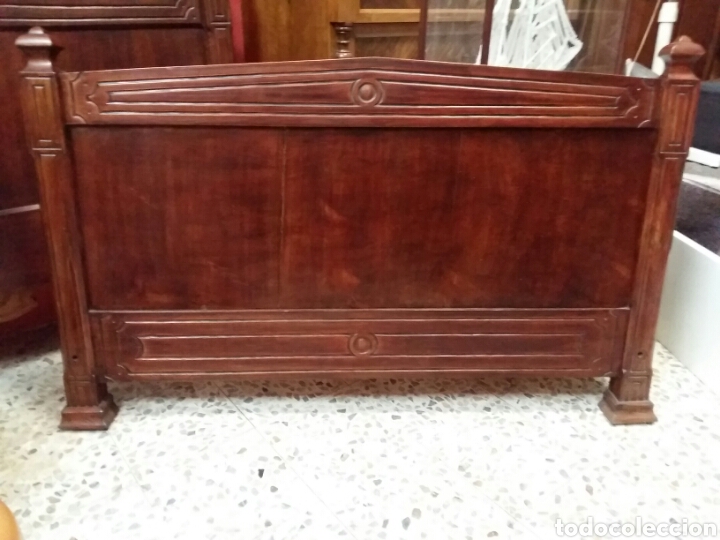 Antig&uuml;edades: Cama antigua de madera - Foto 3