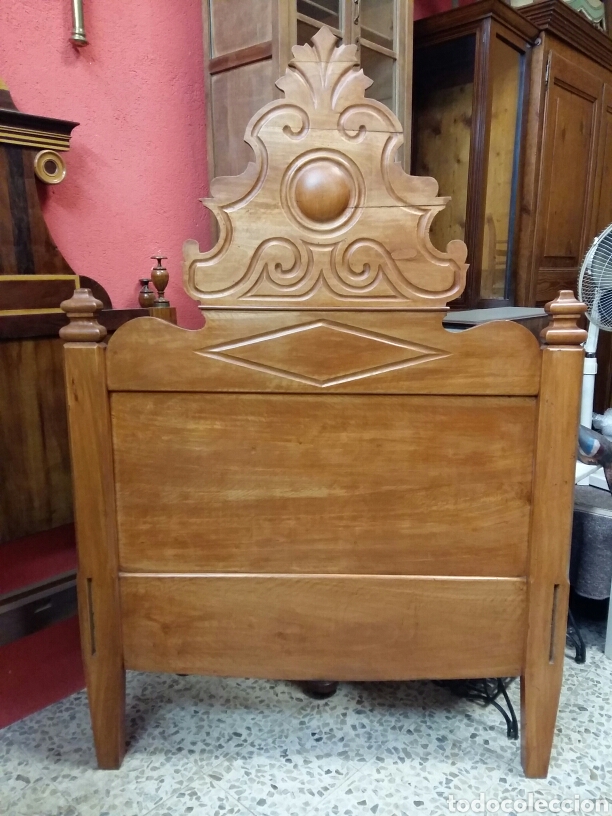 Antig&uuml;edades: Cama r&uacute;stica antigua - Foto 2