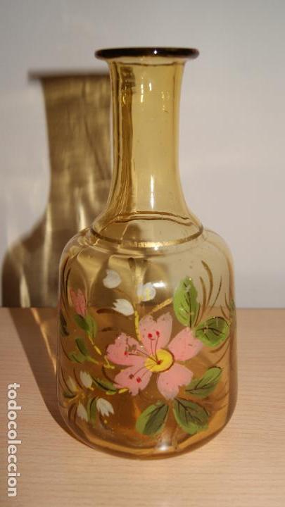 Antigüedades: Jarrón tipo botella de cristal pintado, florero vidrio - Foto 1 - 118040431