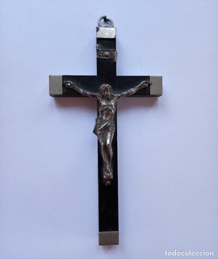 Antig&uuml;edades: Cruz en negro y metal - Foto 1