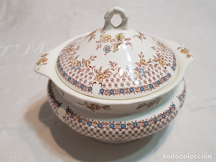 Antig&uuml;edades: Sopera Inglesa Royal Tudor modelo Lattice. - Foto 3