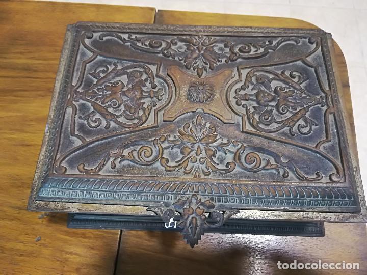 Antig&uuml;edades: CAJA DE BRONCE DEL SIGLO XIX - Foto 2
