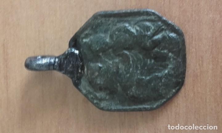 Antig&uuml;edades: mon 1459 medalla ovalada Virgen  y Cristo - Foto 2
