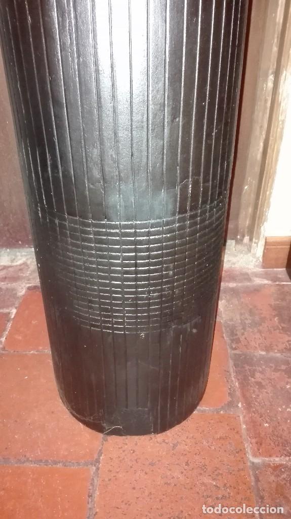 Antig&uuml;edades: Florero de gres estilo ardeco. - Foto 3