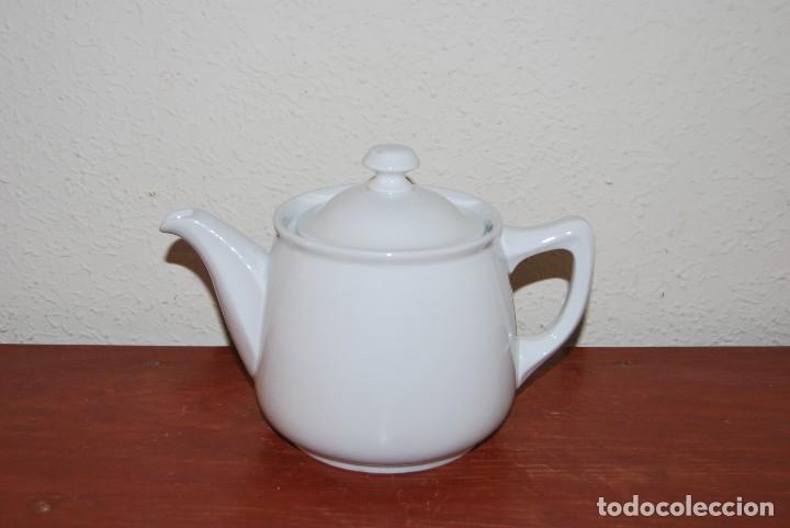 Antig&uuml;edades: TETERA DE PORCELANA - CAFETERA - SANTA CLARA - Foto 1