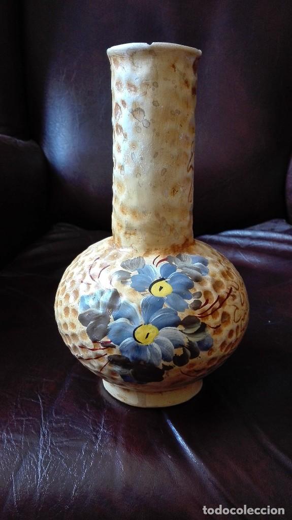 Antig&uuml;edades: Florero de cer&aacute;mica. - Foto 1