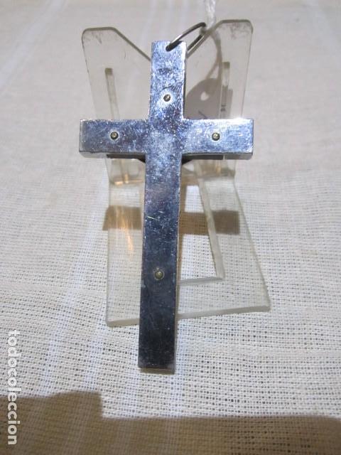 Antig&uuml;edades: Crucifijo para cadena o cord&oacute;n. 7,5 x 4 cms. - Foto 2