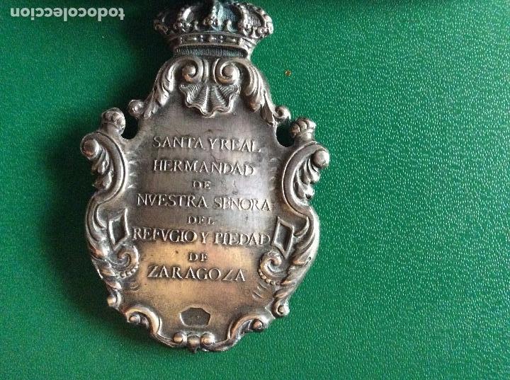 Antig&uuml;edades: Medalla de hermandad de Zaragoza 6cmx4,5cm. - Foto 4