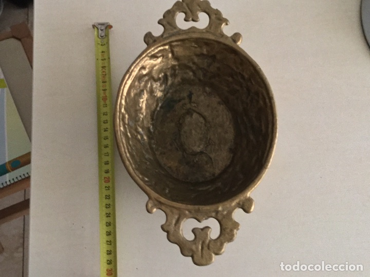 Antig&uuml;edades: Figura de bronce tipo ensaladera 30 cm - Foto 2