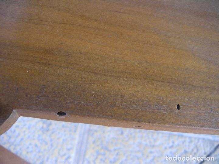 Antig&uuml;edades: MESA AUXILIAR MODERN&Iacute;STA - Foto 4