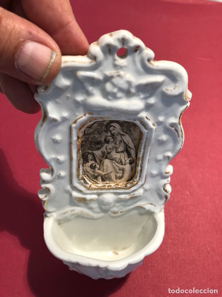 Antig&uuml;edades: BENDITERA DE BISCUIT ANTIGUA. - Foto 4