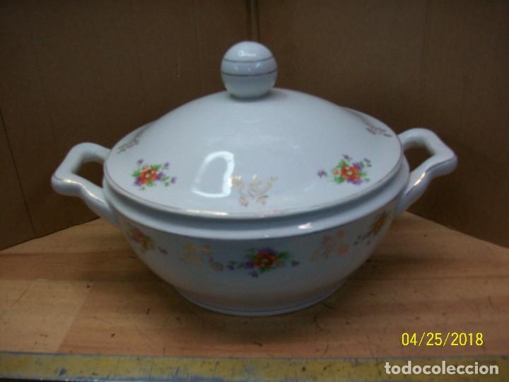 Antig&uuml;edades: SOPERA DE PORCELANA - Foto 3
