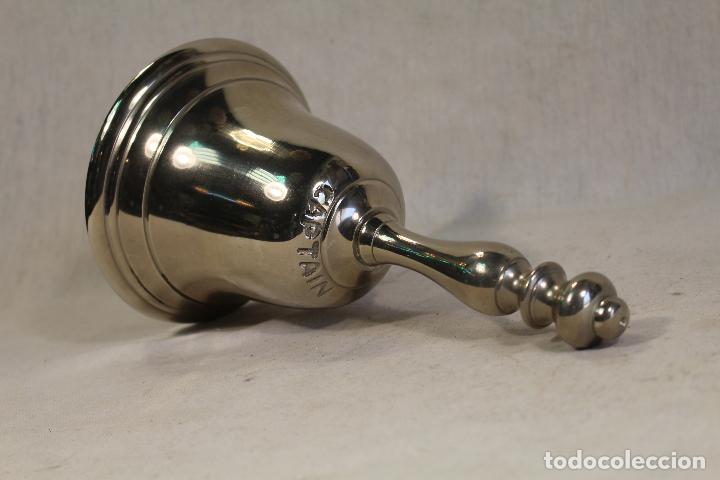Antig&uuml;edades: campana capitan en metal - Foto 2