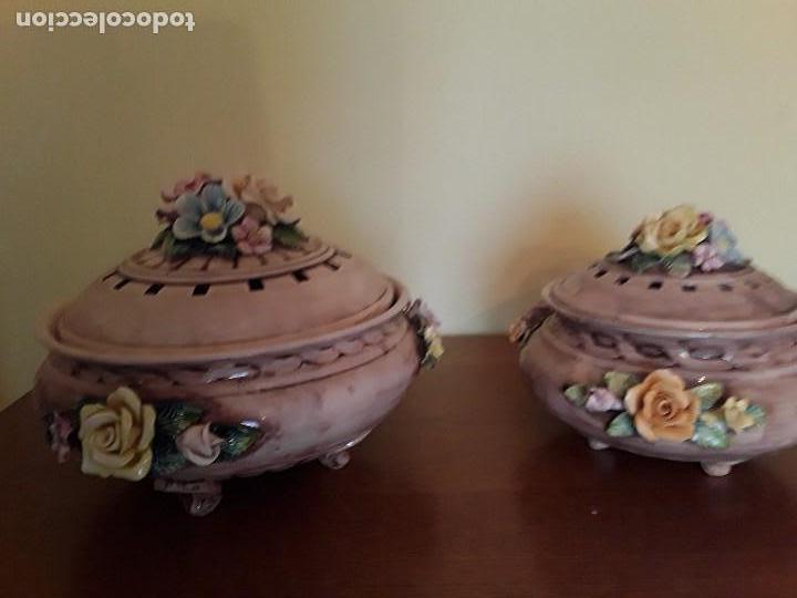 Antig&uuml;edades: Soperas de porcelana con flores - Foto 3