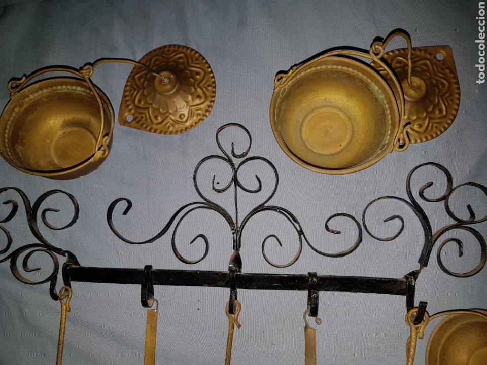 Antig&uuml;edades: Peque&ntilde;a espetera de laton para decoracion - Foto 3