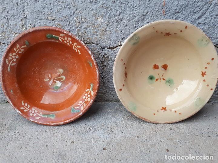 Antig&uuml;edades: dos antiguo platitos de la bisbal - Foto 1