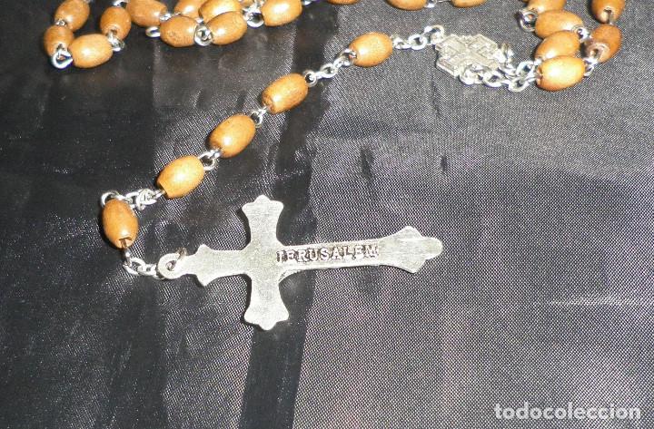 Antig&uuml;edades: rosario de madera traido de jerusalem - Foto 2