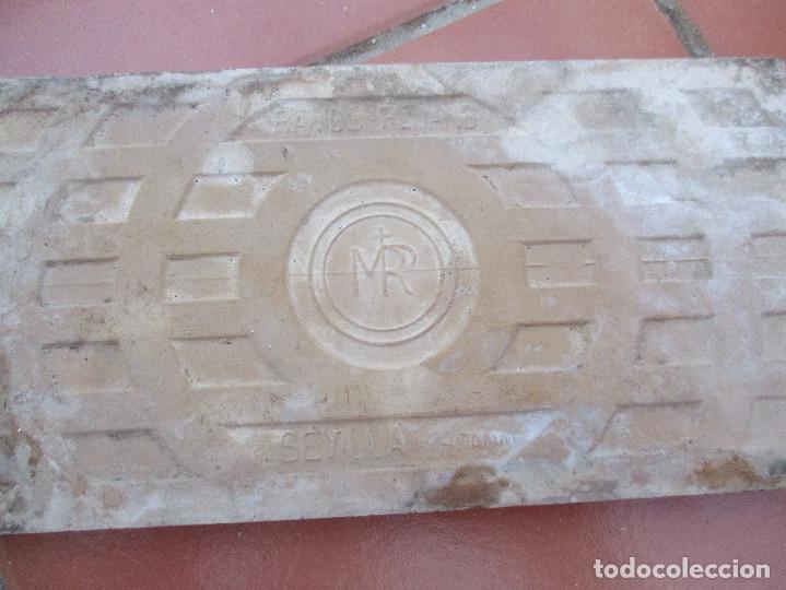Antig&uuml;edades: Azulejo Ramos Rejano - Foto 2