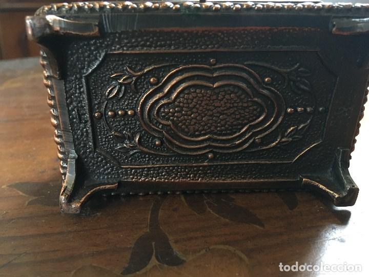 Antig&uuml;edades: peque&ntilde;o joyero del escorial - Foto 3