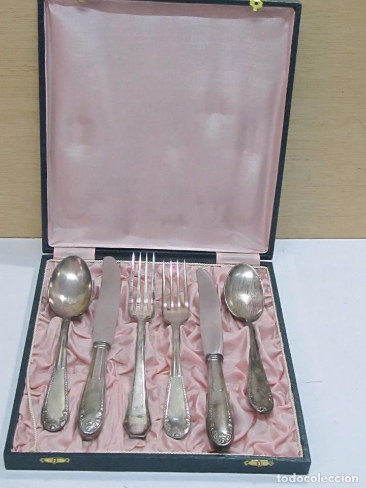 Antig&uuml;edades: ESTUCHE CON 6 CUBIERTOS DE ALPACA PLATEADA - Foto 2