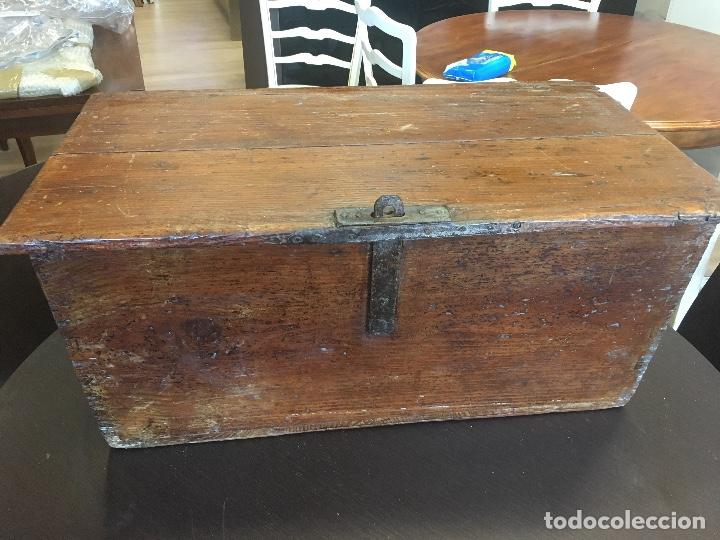 Antig&uuml;edades: Caja de herramientas siglo XIX - Foto 1
