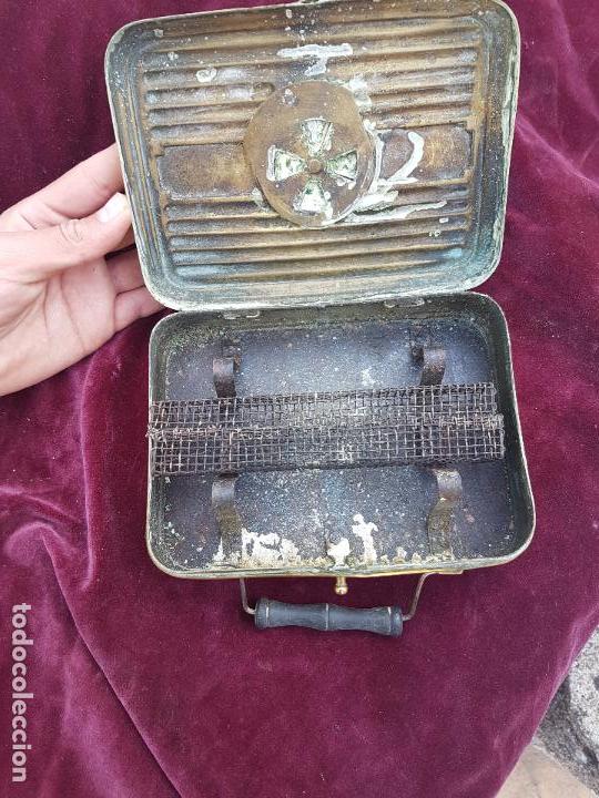 Antiquit&eacute;s: BONITO Y ANTIGUO CALENTADOR FRANC&Eacute;S DE LAT&Oacute;N.