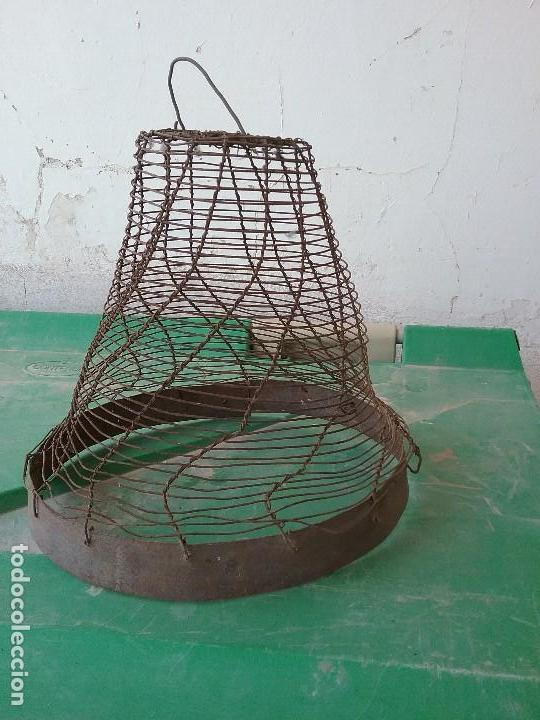 Antig&uuml;edades: Cubre brasero. - Foto 1