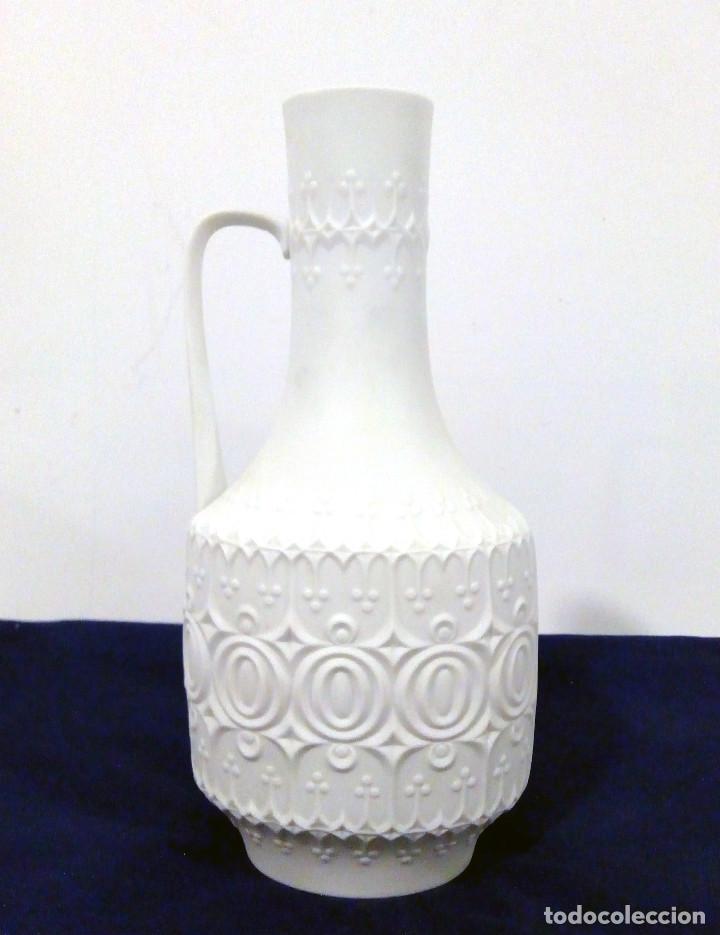 Antig&uuml;edades: Jarra florero de porcelana AK Kaiser - Foto 1
