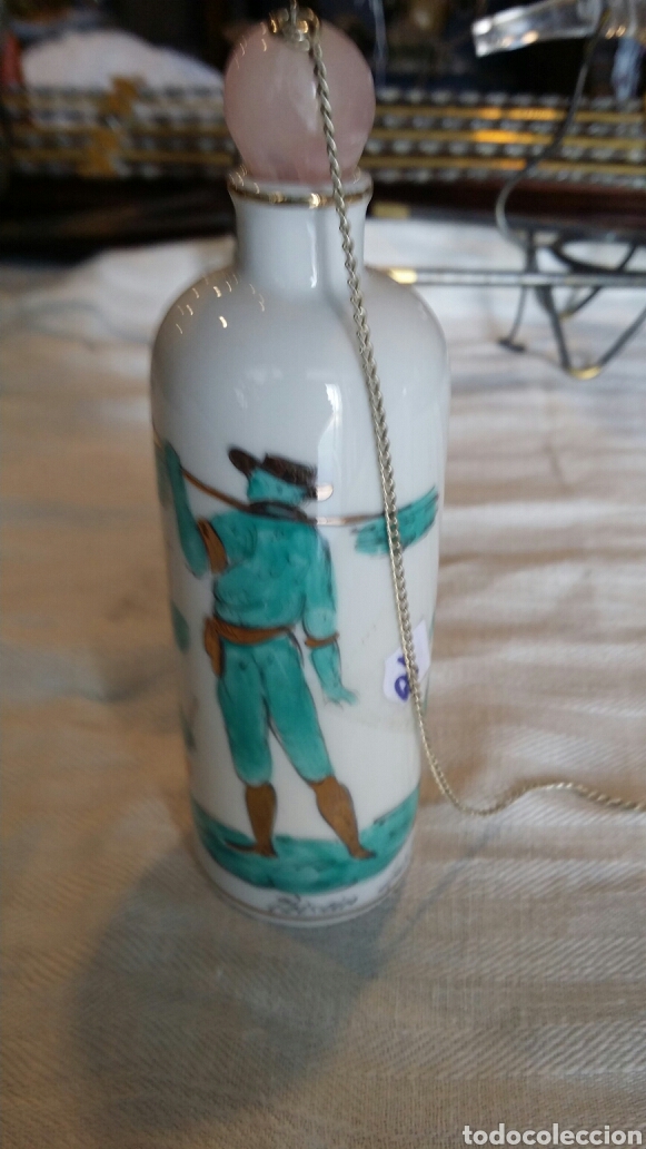 Antig&uuml;edades: Peque&ntilde;a botella - Foto 2
