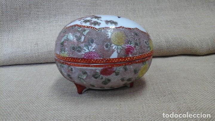 Antigüedades: Bombonera en porcelana japonesa . Años 30-40 .Marcada - Foto 2 - 120467451