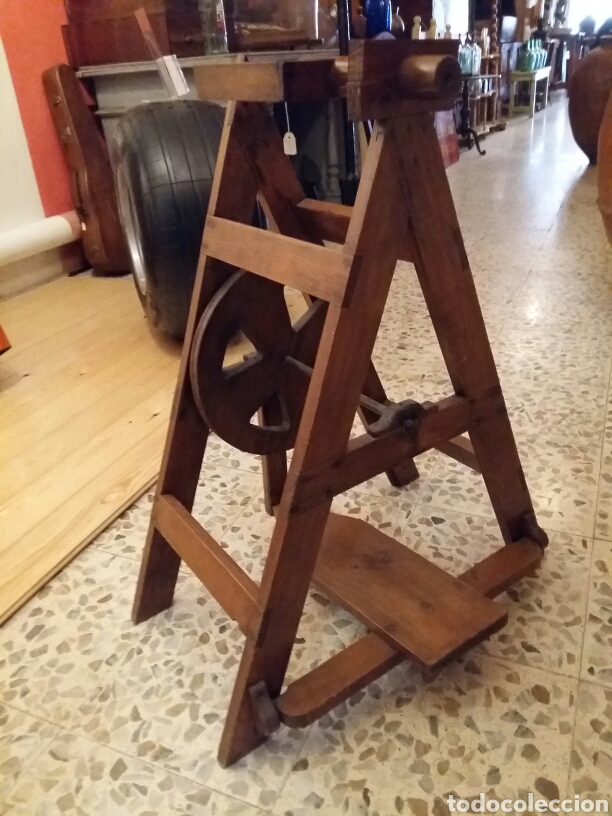 Antig&uuml;edades: Hiladora antigua de madera - Foto 1