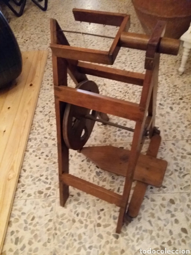 Antig&uuml;edades: Hiladora antigua de madera - Foto 3