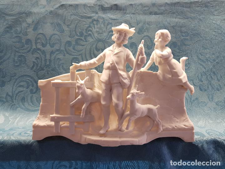Antig&uuml;edades: BISCUIT  BLANCO  ESCENA  PASTORIL - Foto 1
