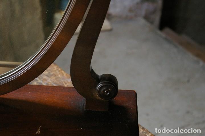 Antig&uuml;edades: Espejo con cajon - Foto 8